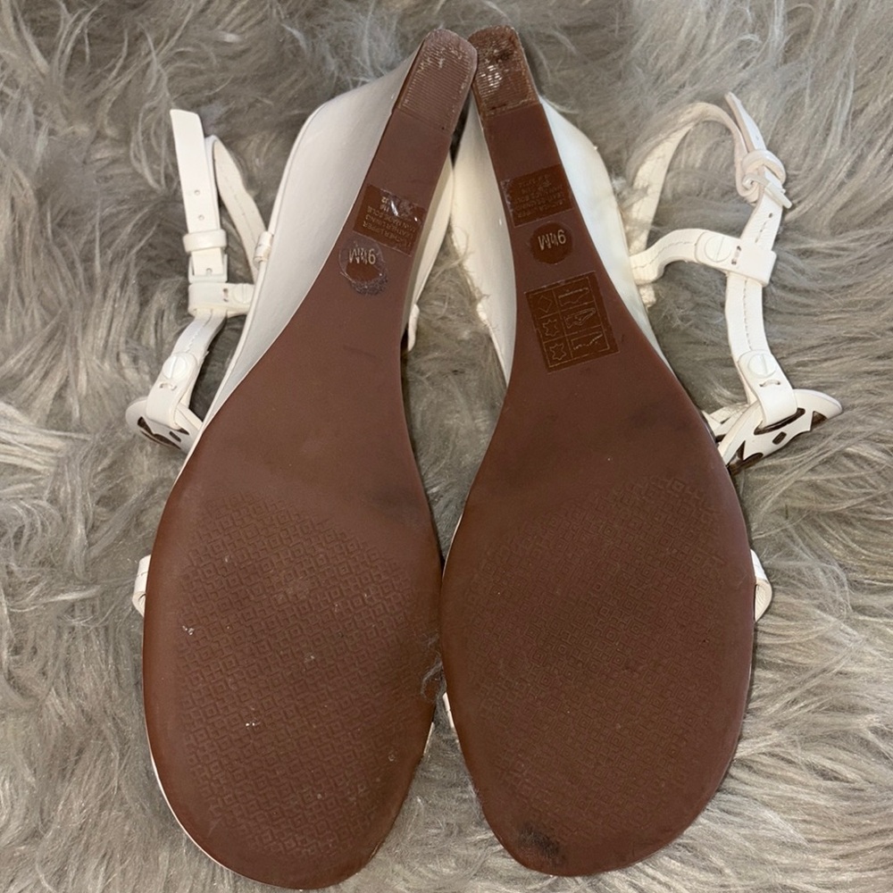 Bleach leather T-Strap Miller wedge Sandals - Picture 5 of 9